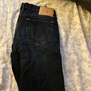 True Religion sz 34x32 relaxed fit